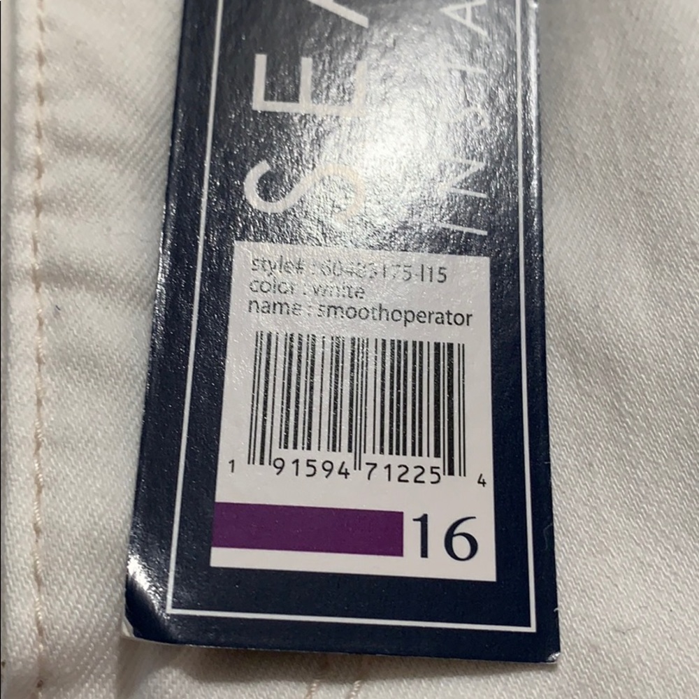 Ladies capris - Picture 7 of 7